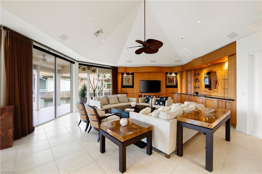 1610 Star Point LN # 204 Unit: 2-204