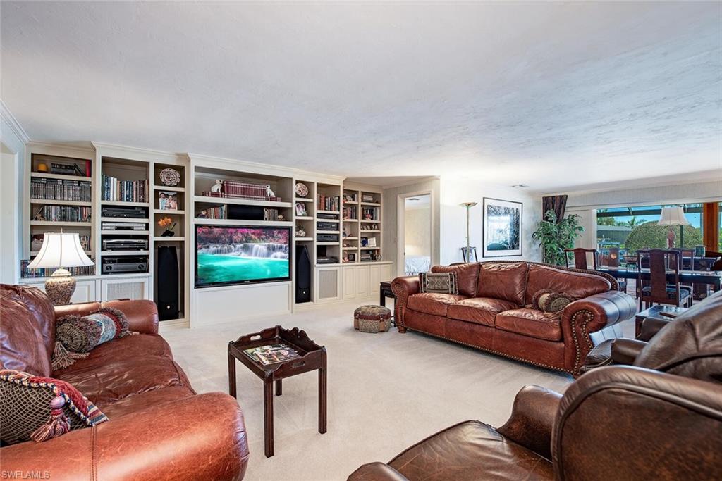 2111 Sheepshead DR