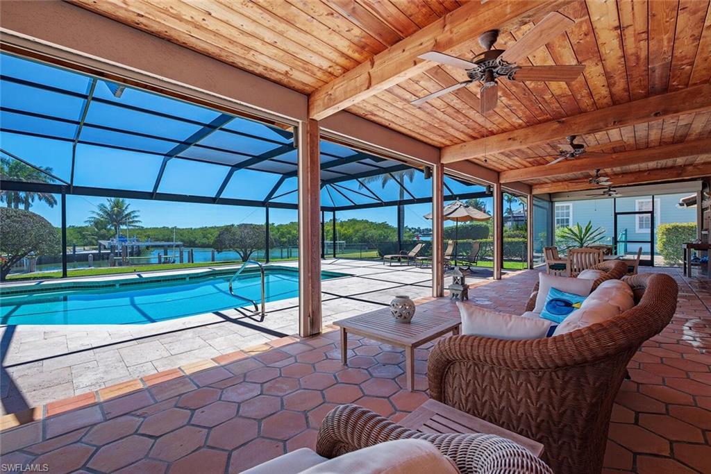 2111 Sheepshead DR