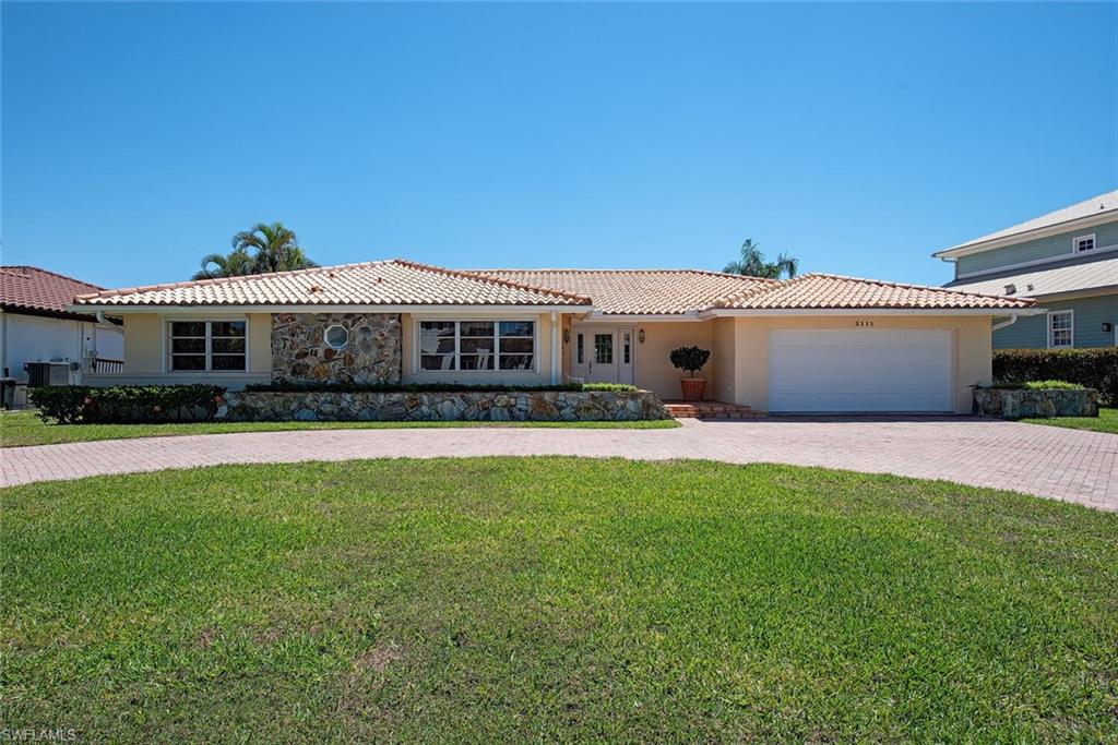 2111 Sheepshead DR