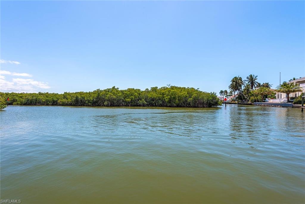 2111 Sheepshead DR