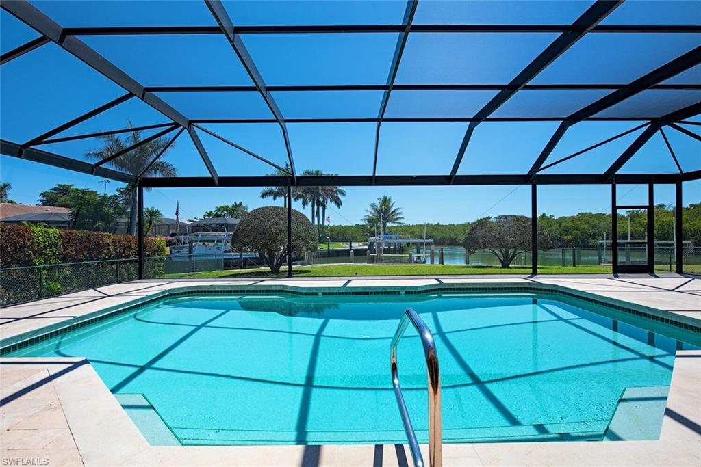 2111 Sheepshead DR