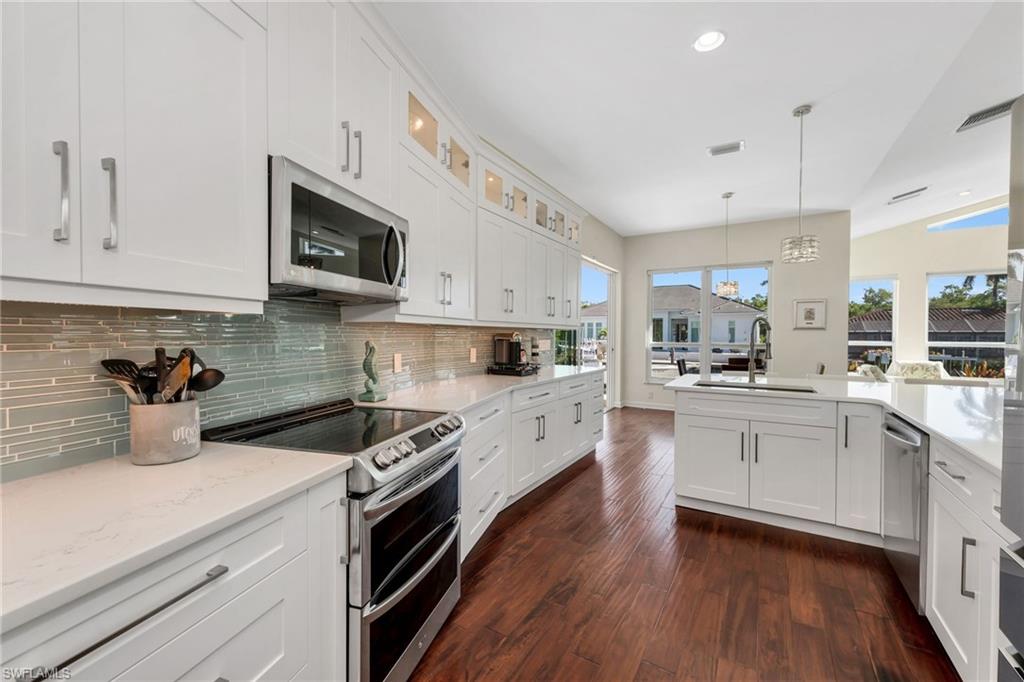 1923 SNOOK DR