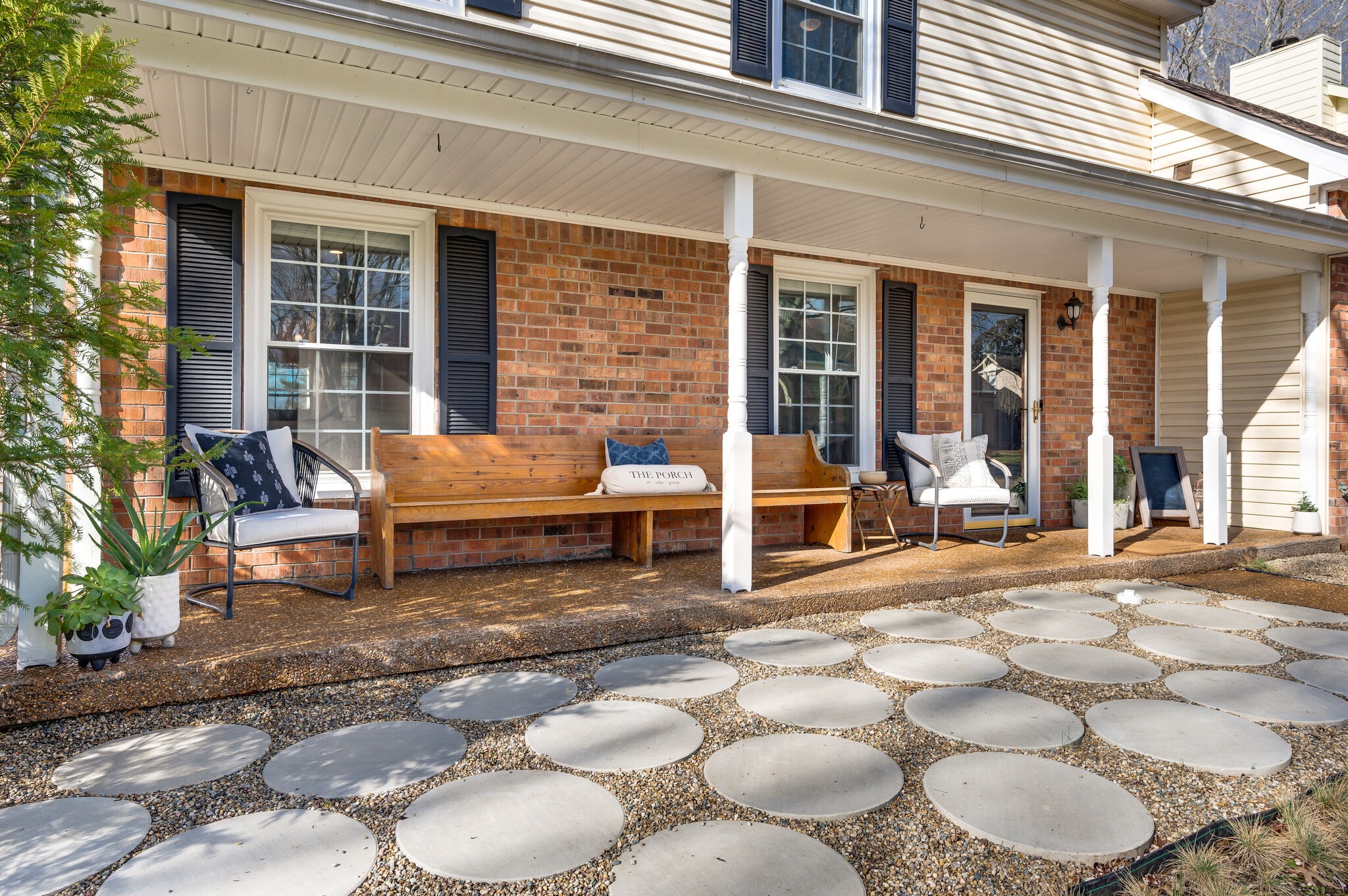 534 Maplegrove Drive