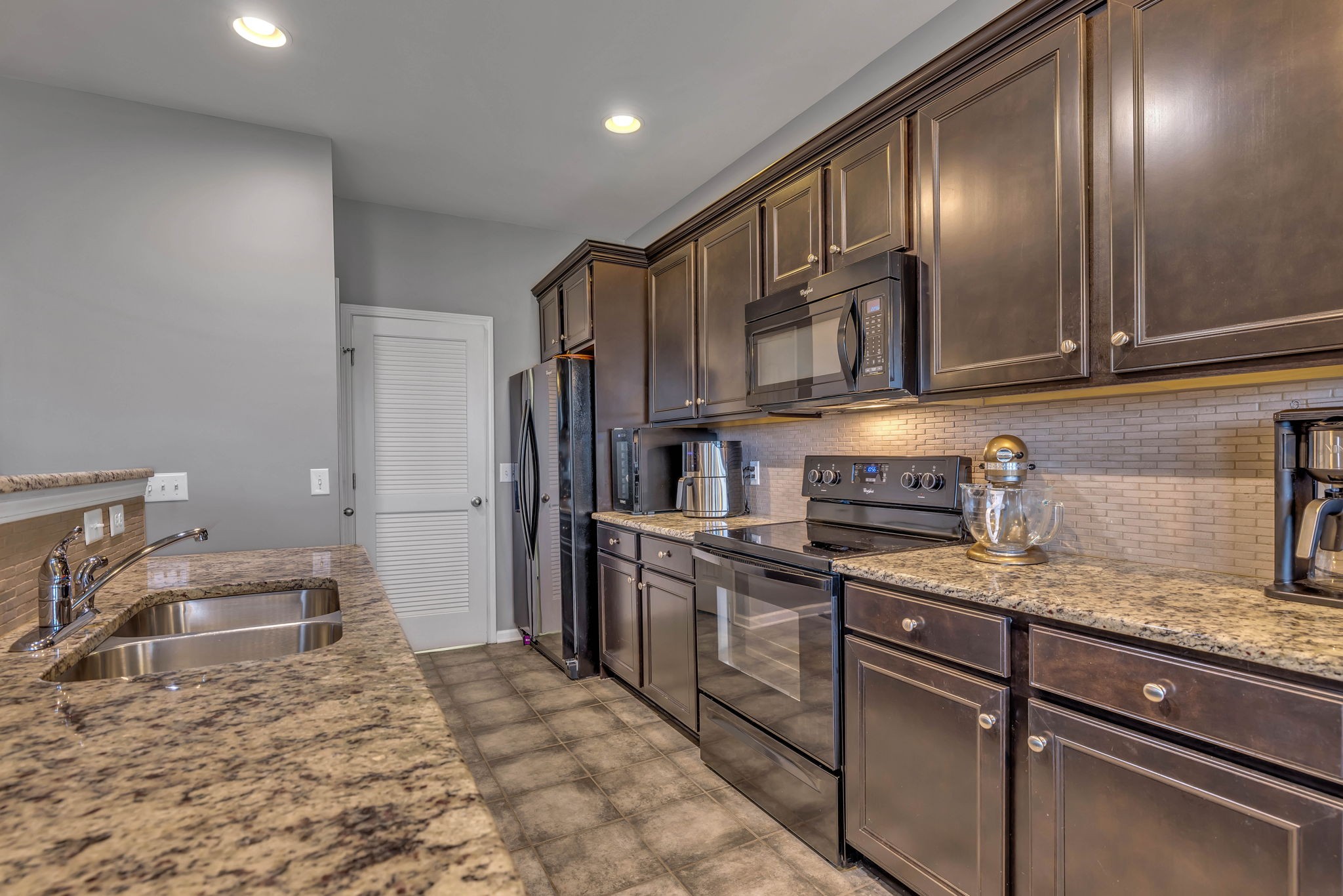 2161 River Overlook Dr