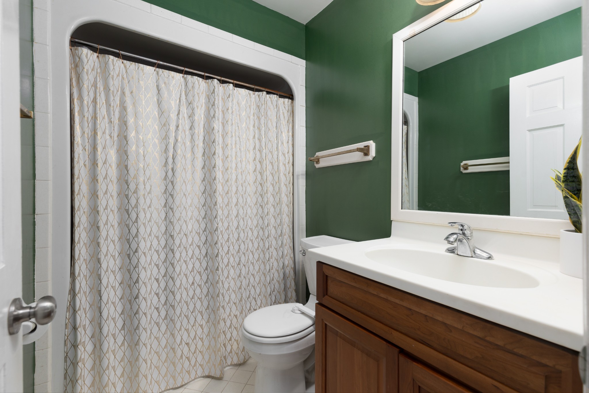 1803 Redwing Ct