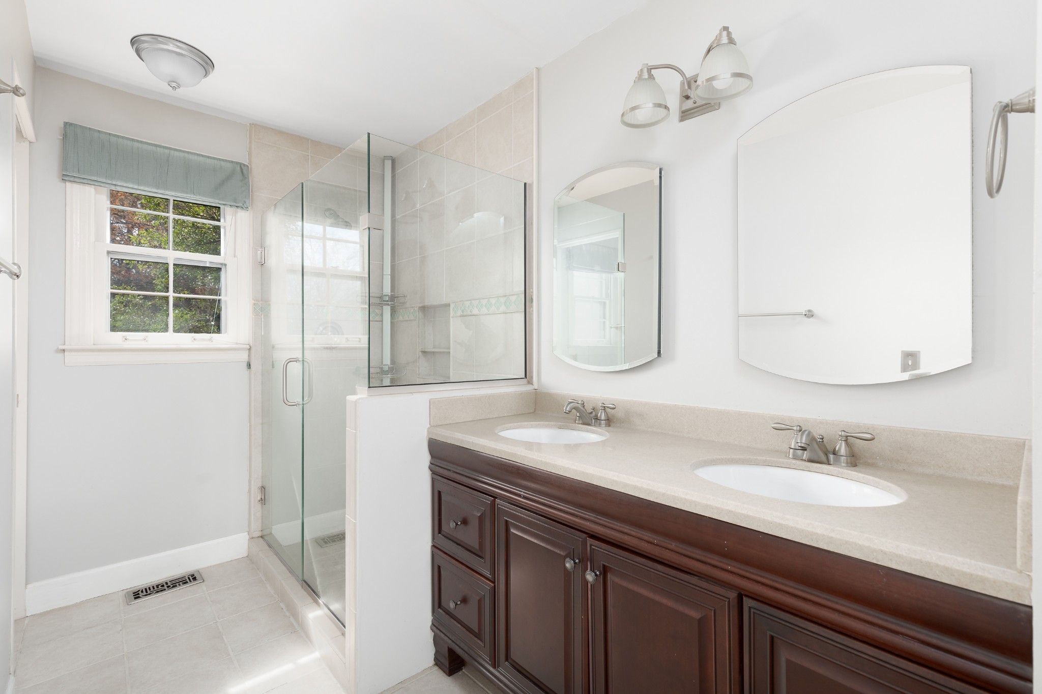 1803 Redwing Ct