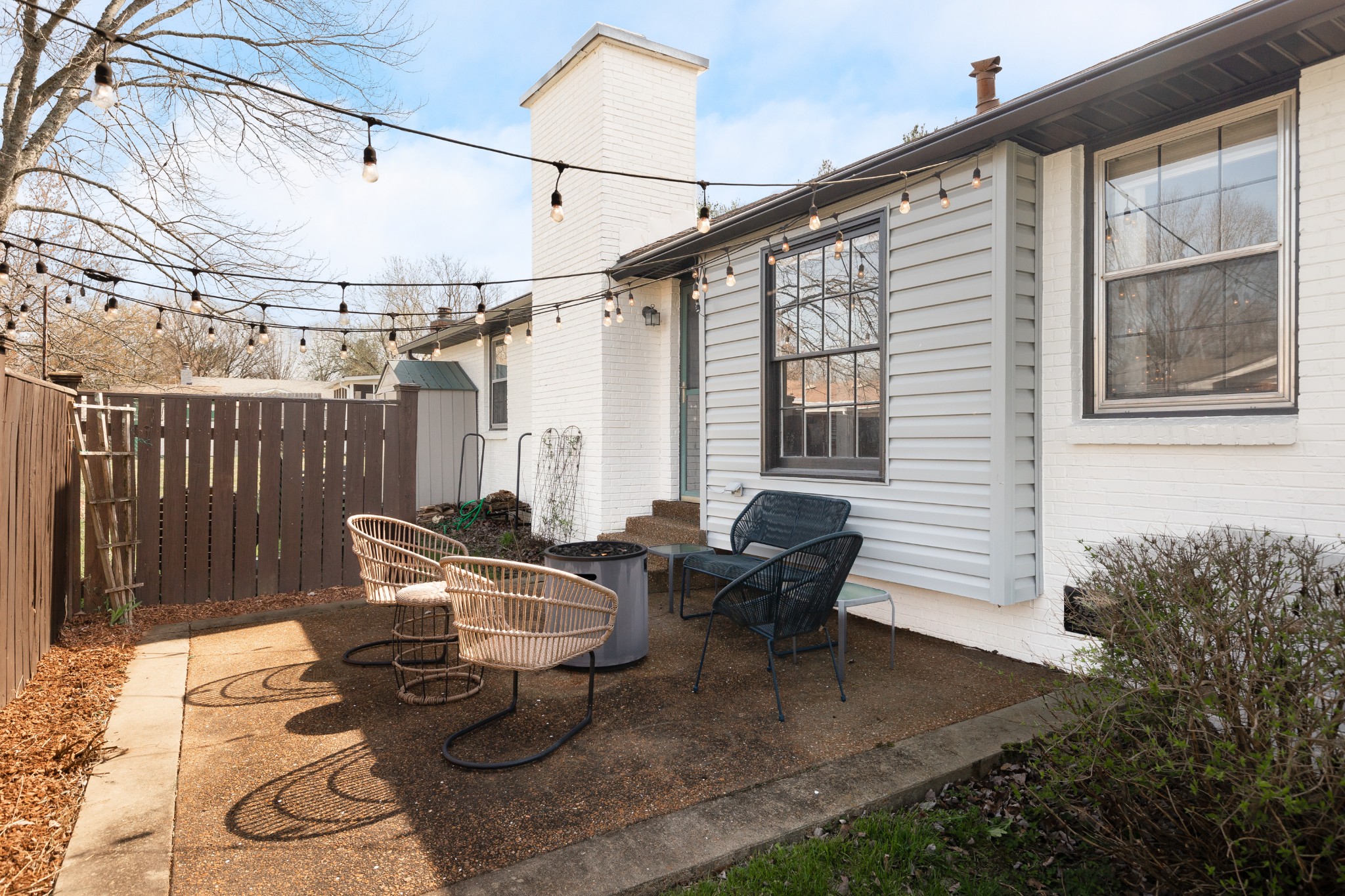 1803 Redwing Ct