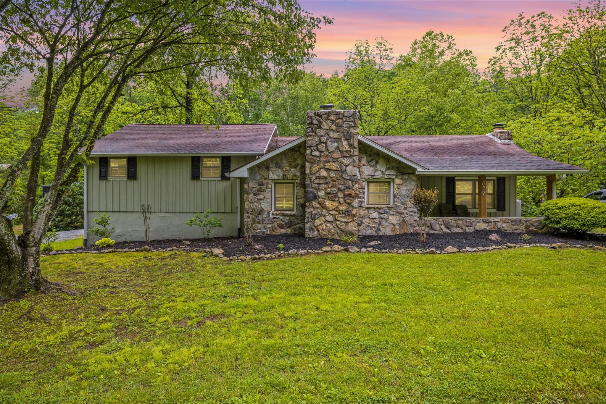 827 Mill Creek Rd