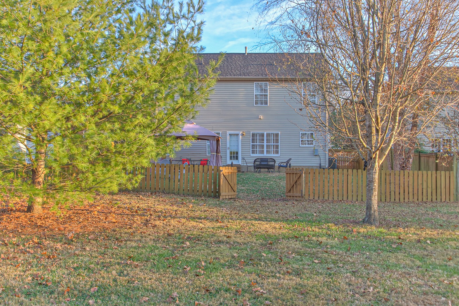 3230 Dark Woods Dr