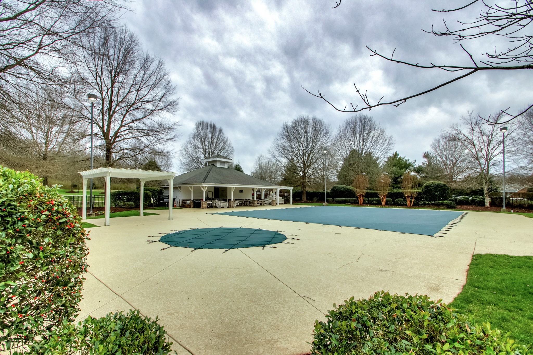 3230 Dark Woods Dr