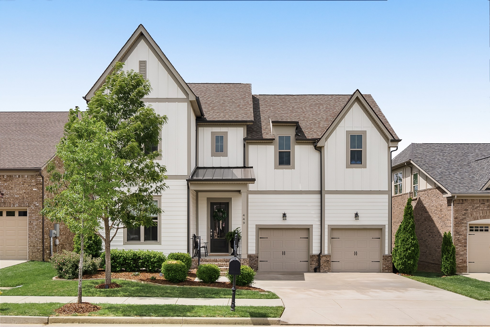 449 River Bluff Dr