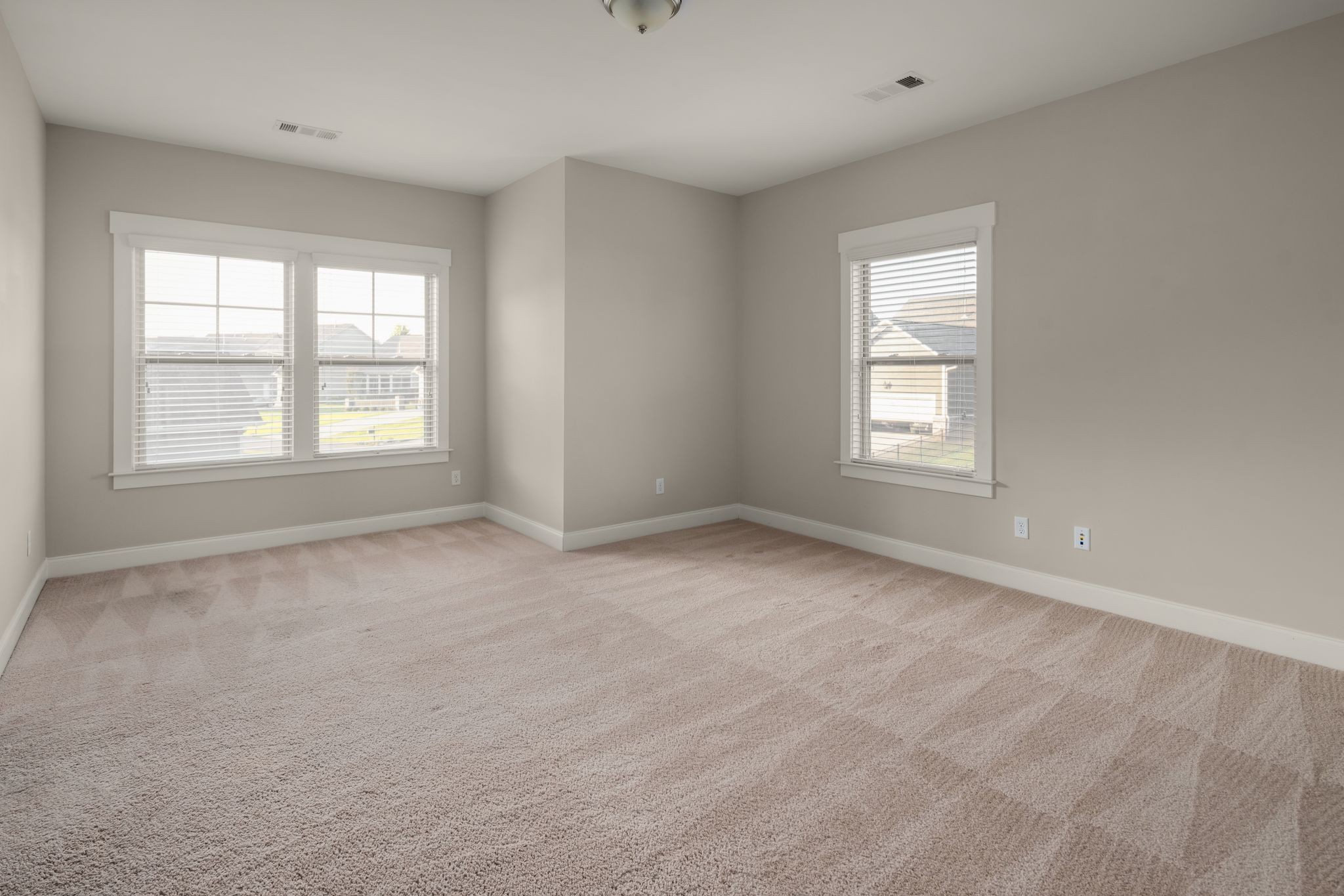 3210 Natoma Cir