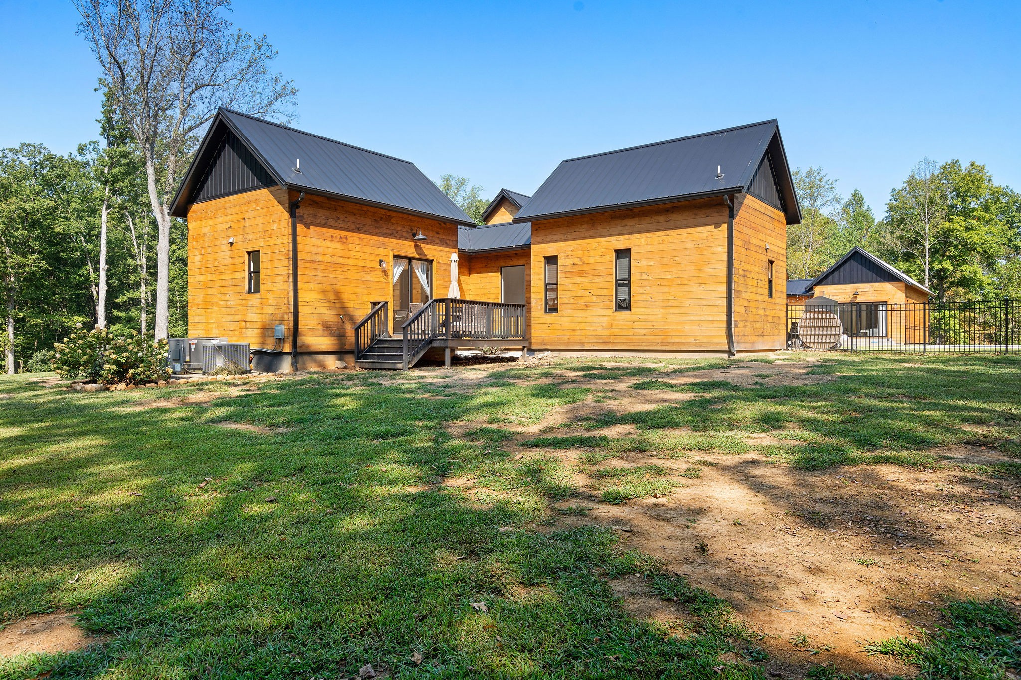 7638 Younger Creek Rd
