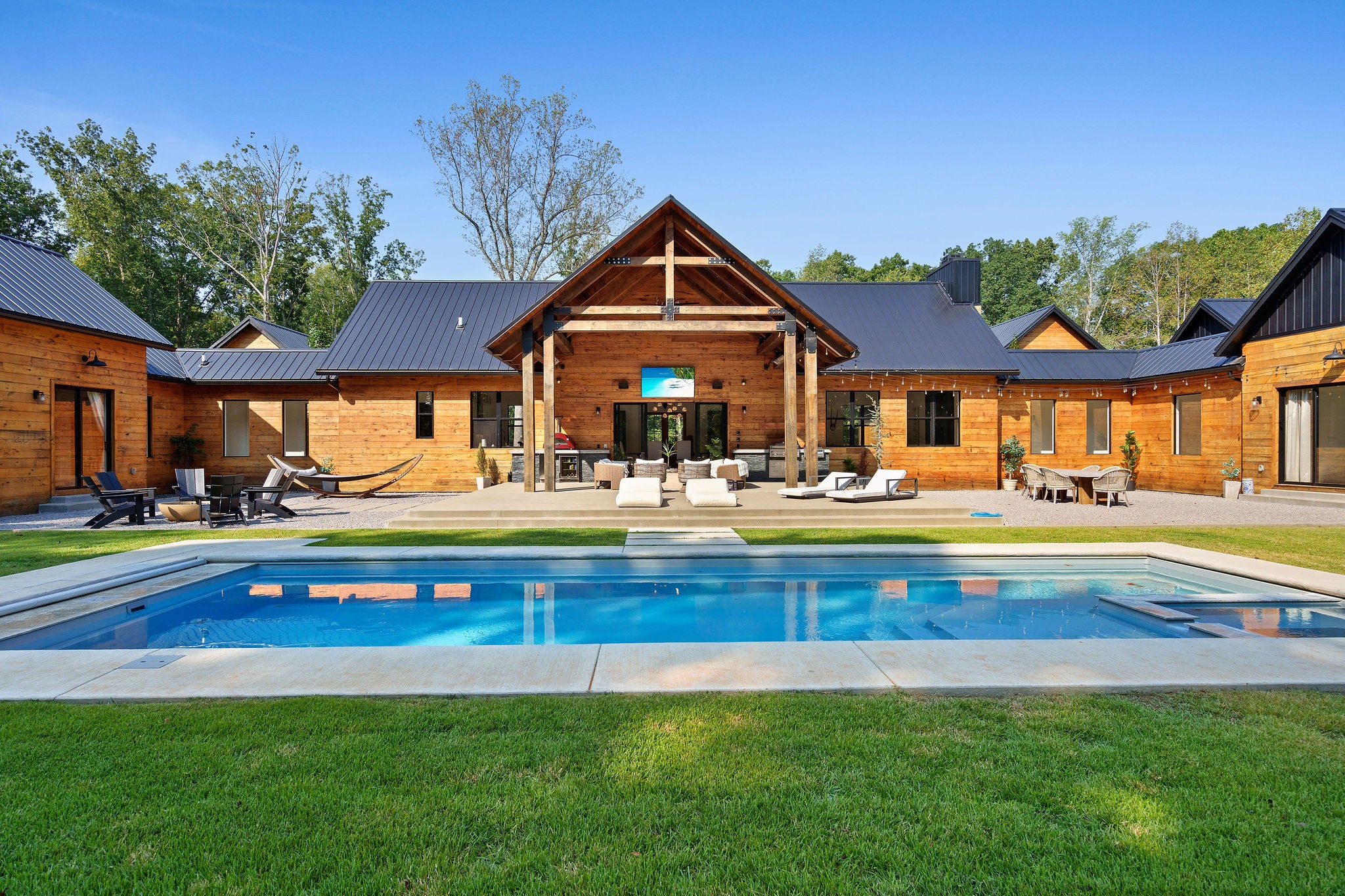 7638 Younger Creek Rd
