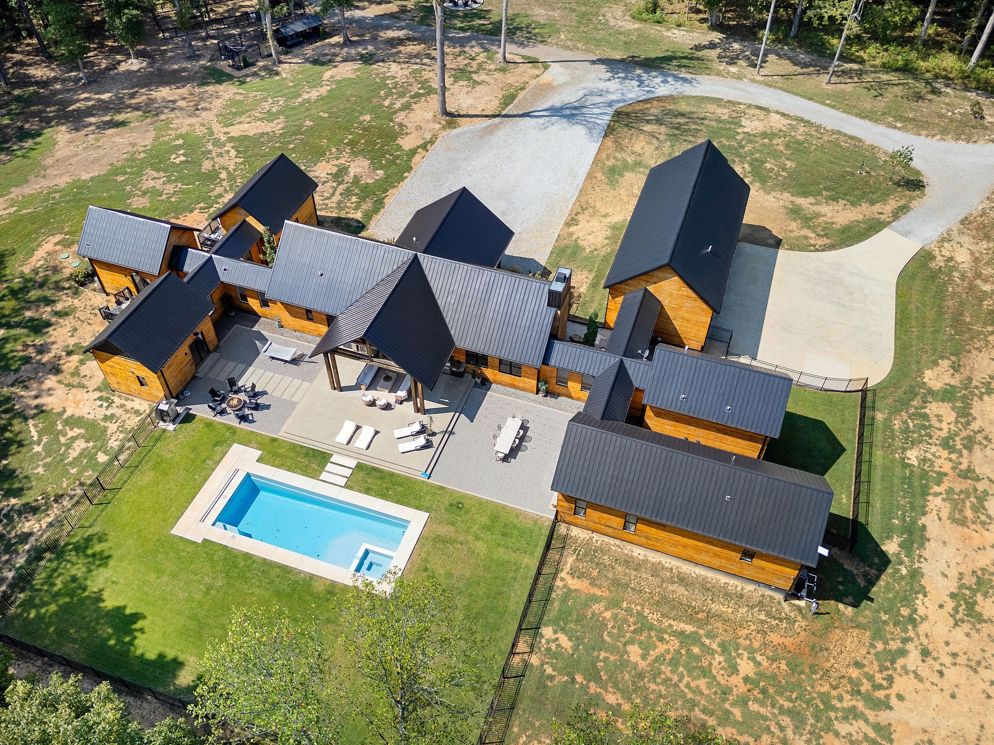 7638 Younger Creek Rd