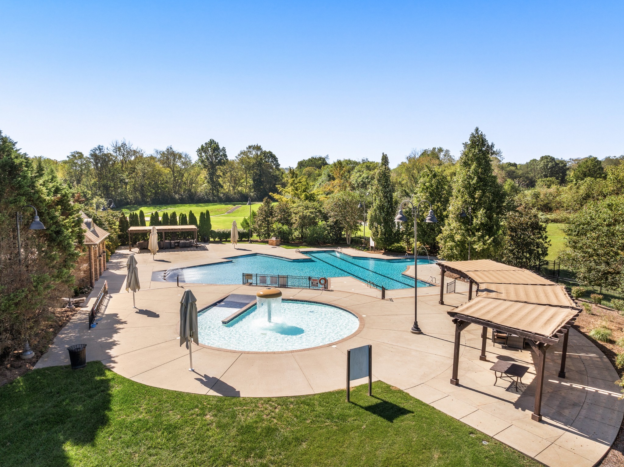 3210 Natoma Cir