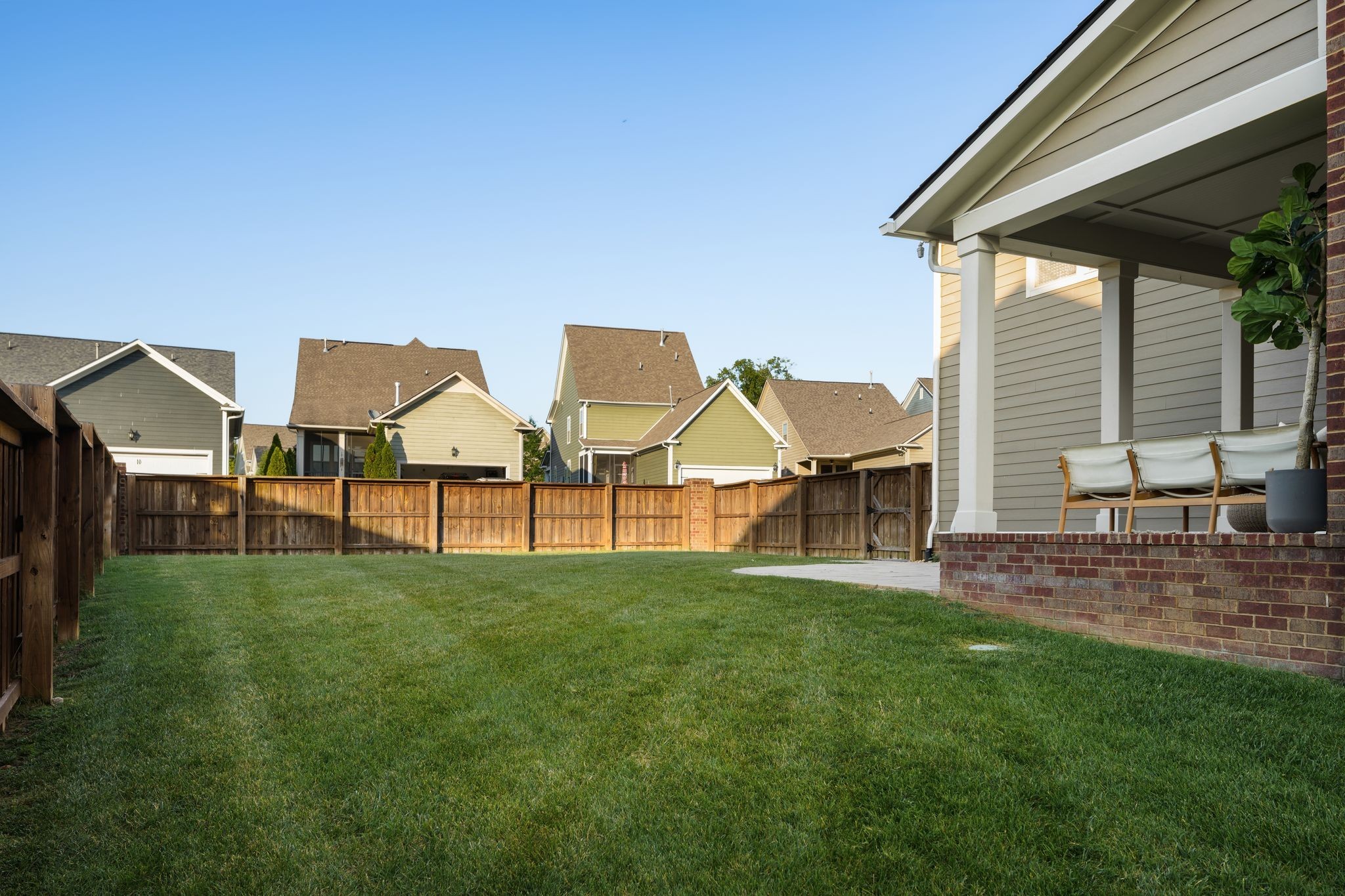 3210 Natoma Cir