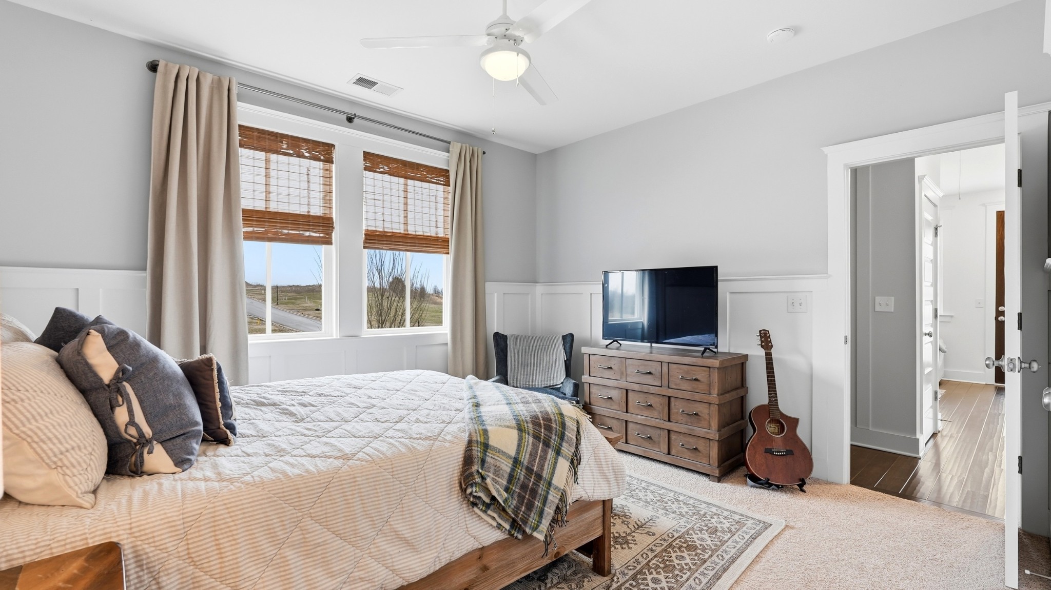 3200 Vinemont Dr