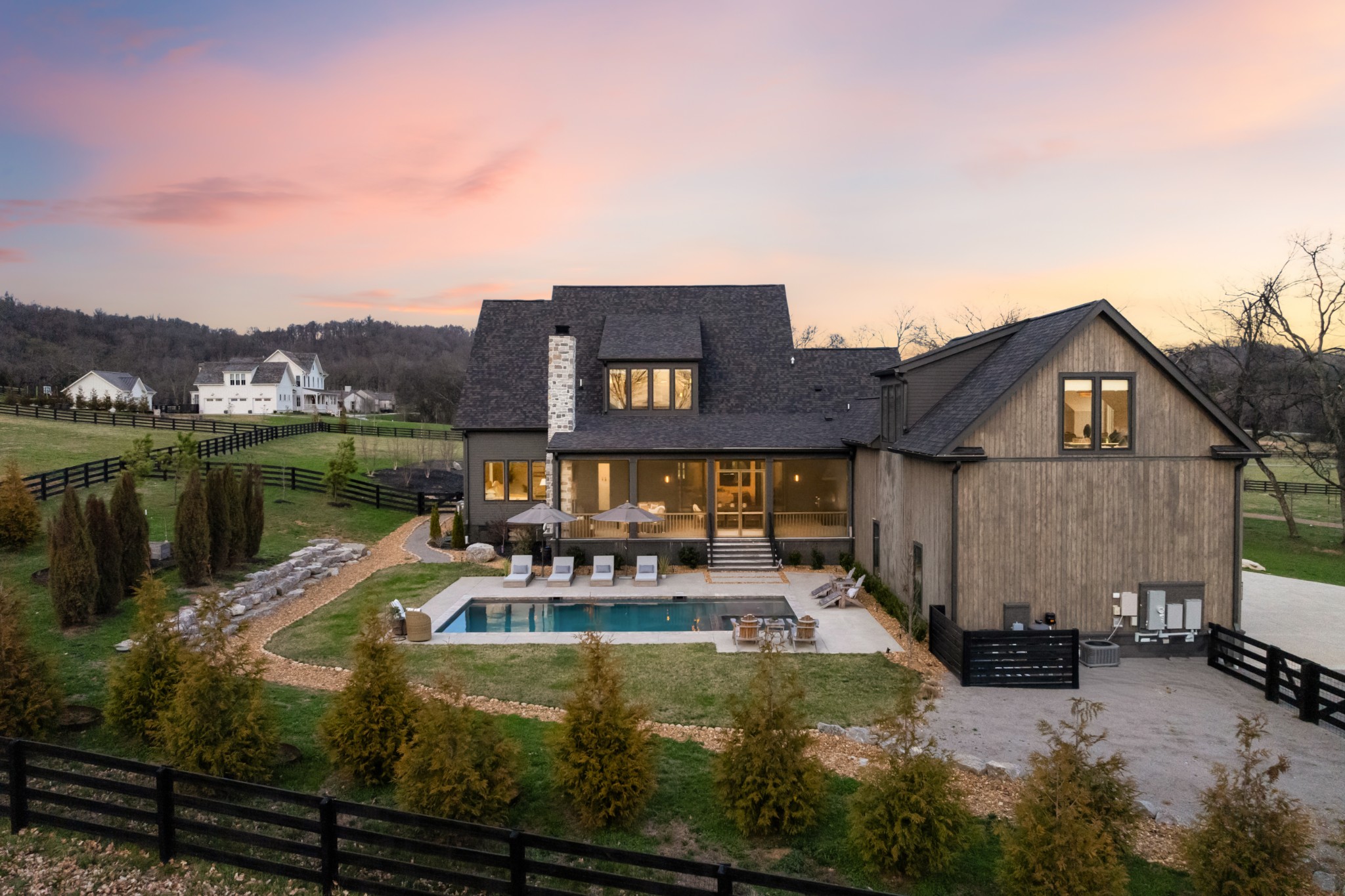 2572 Goose Creek Byp