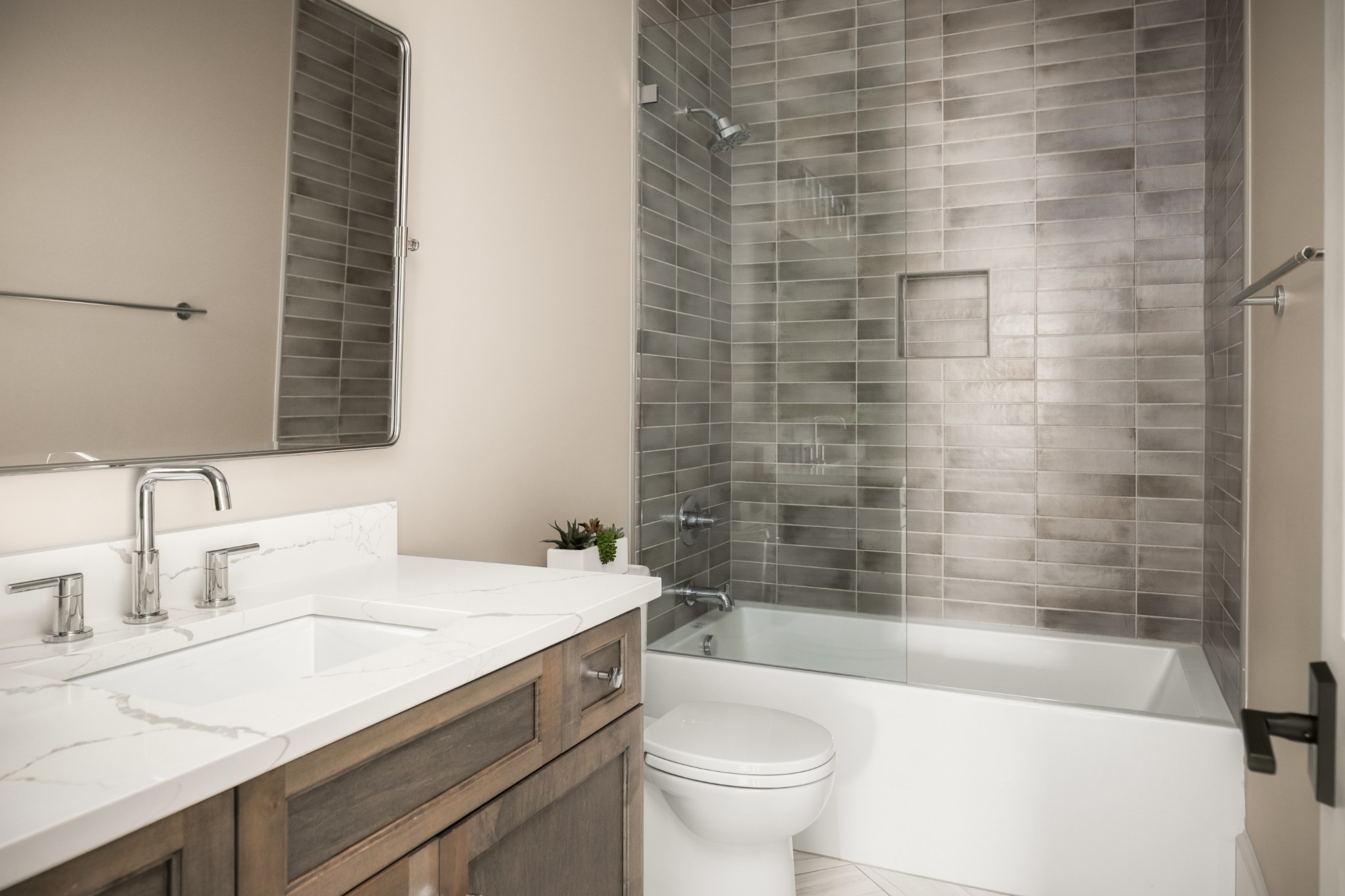 2572 Goose Creek Byp