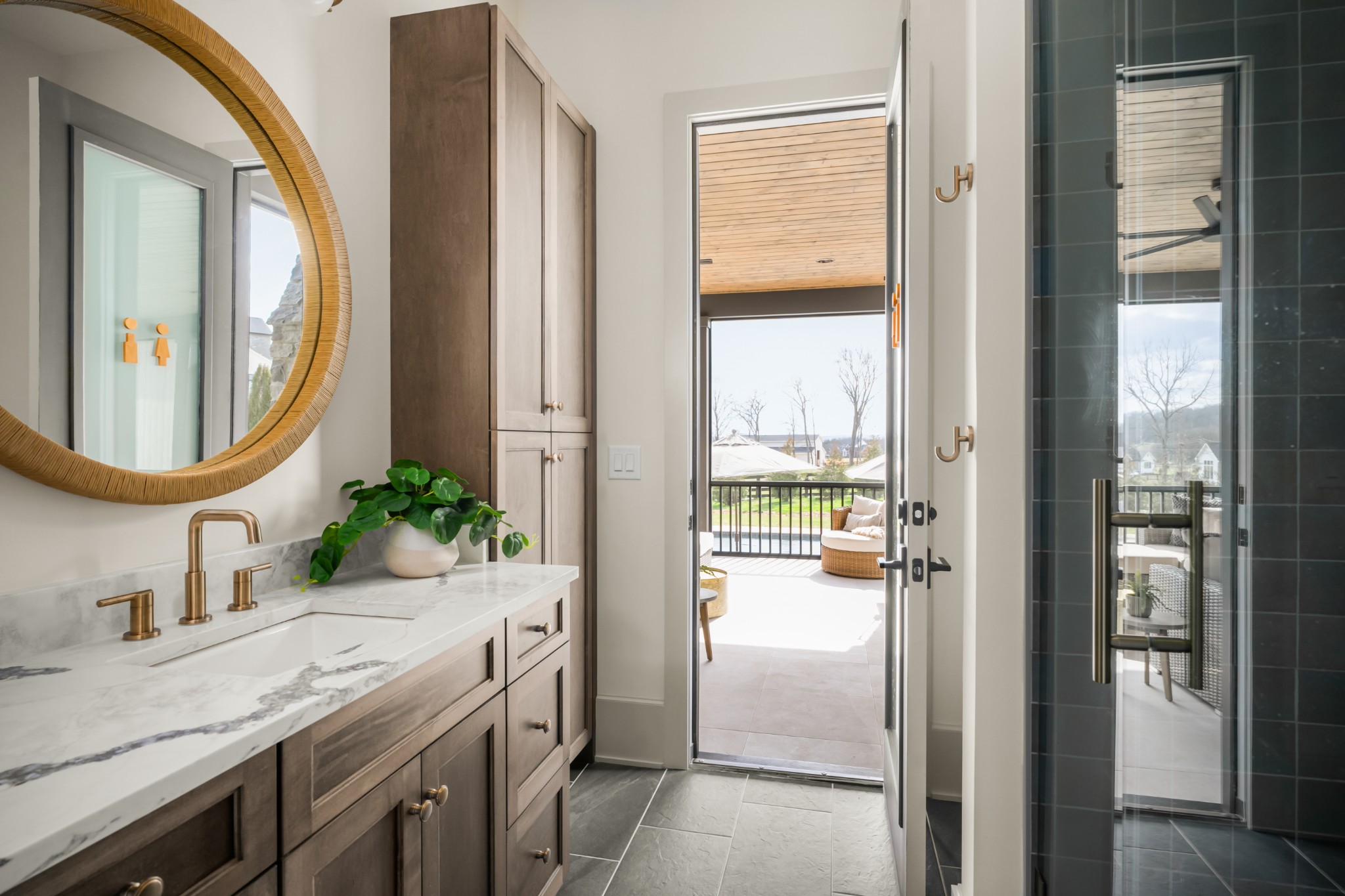 2572 Goose Creek Byp