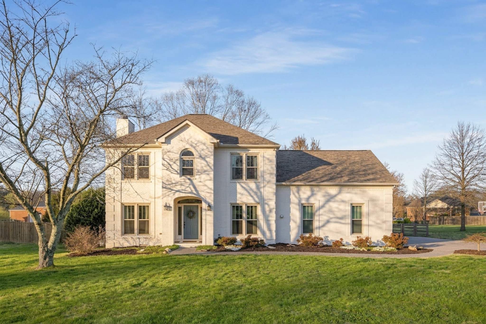 1324 Ascot Ln