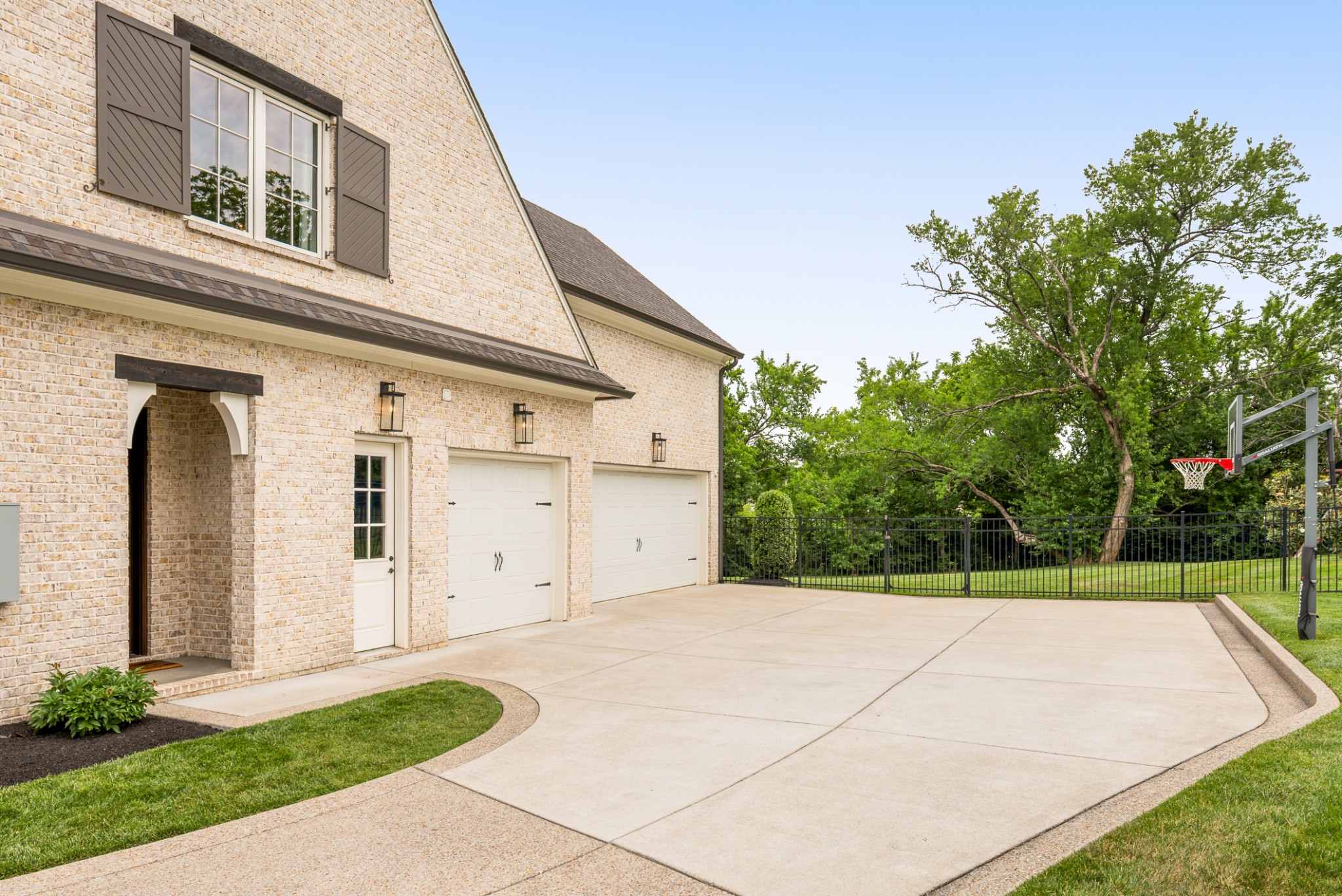 9264 Berwyn Ct
