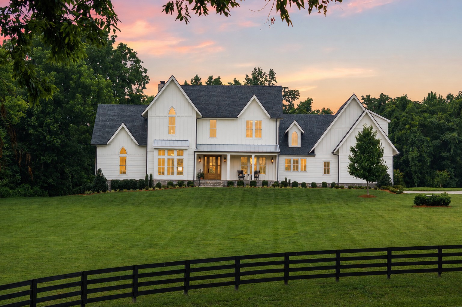 6916 Farm Path Ln