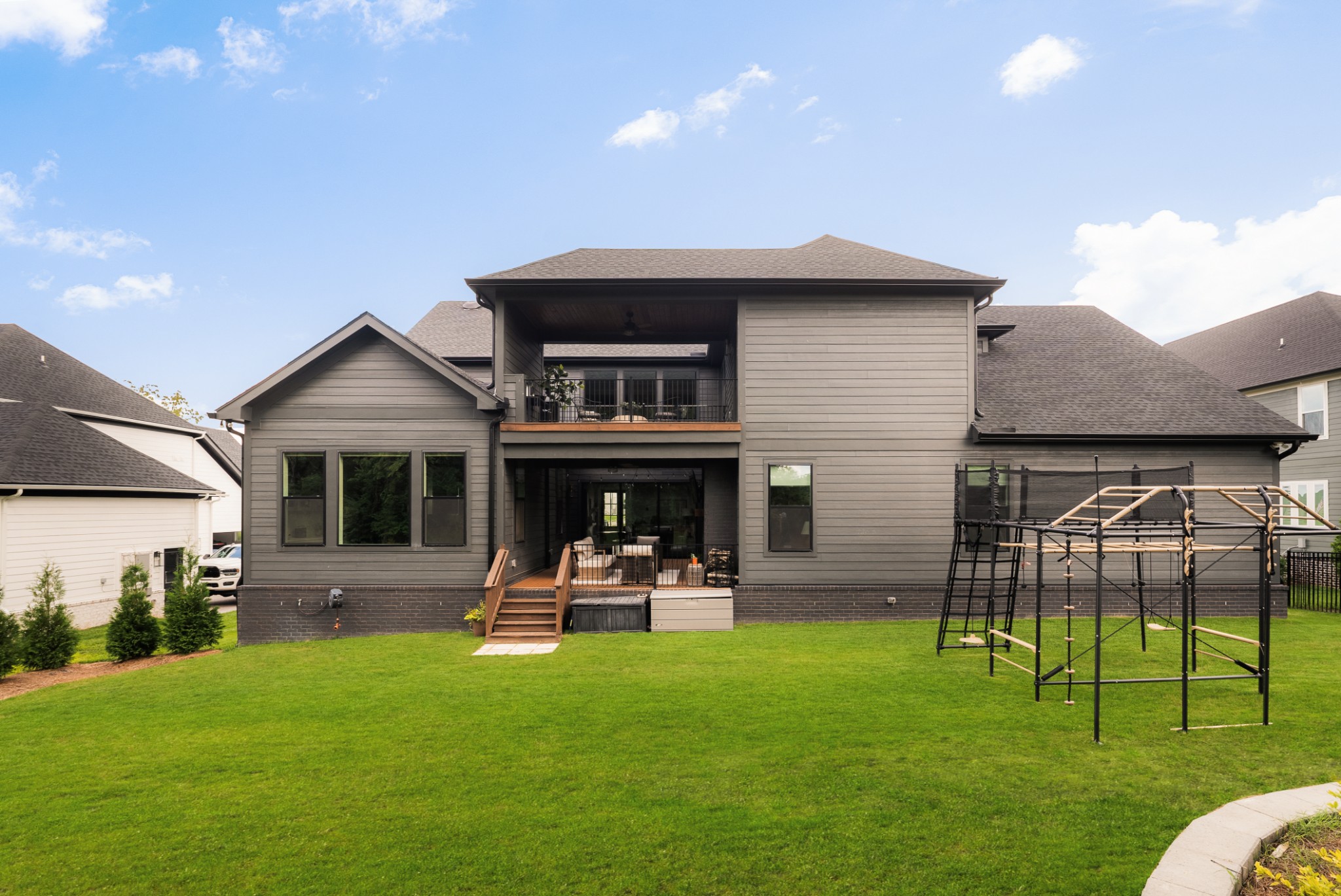 3392 Sarah Bee Ln