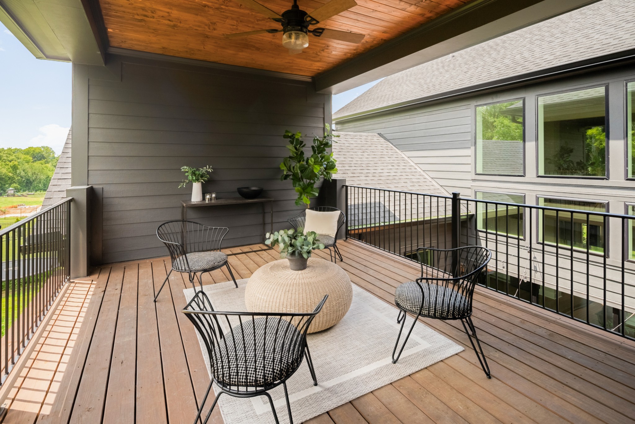 3392 Sarah Bee Ln