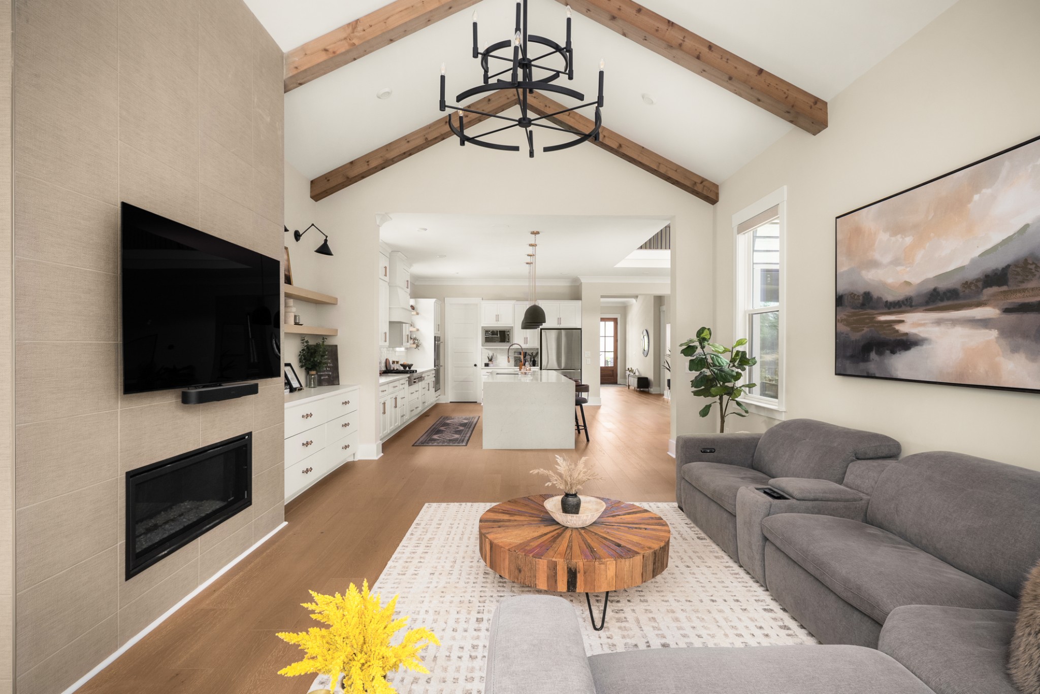 3392 Sarah Bee Ln