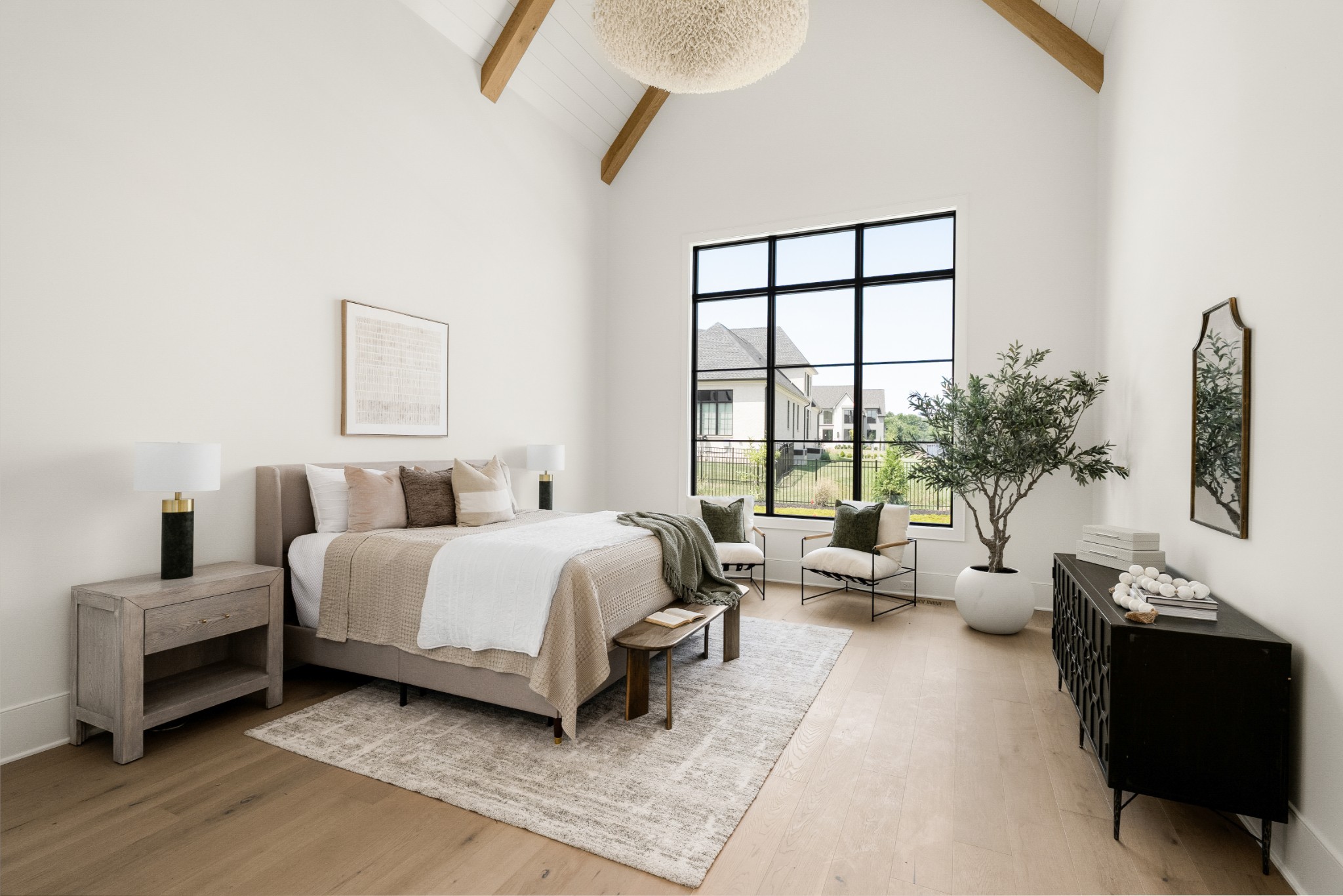 8128 Boiling Springs Pl