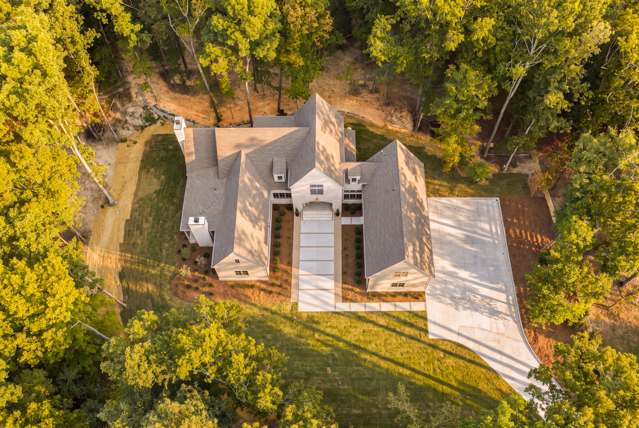 5900 Pinewood Rd
