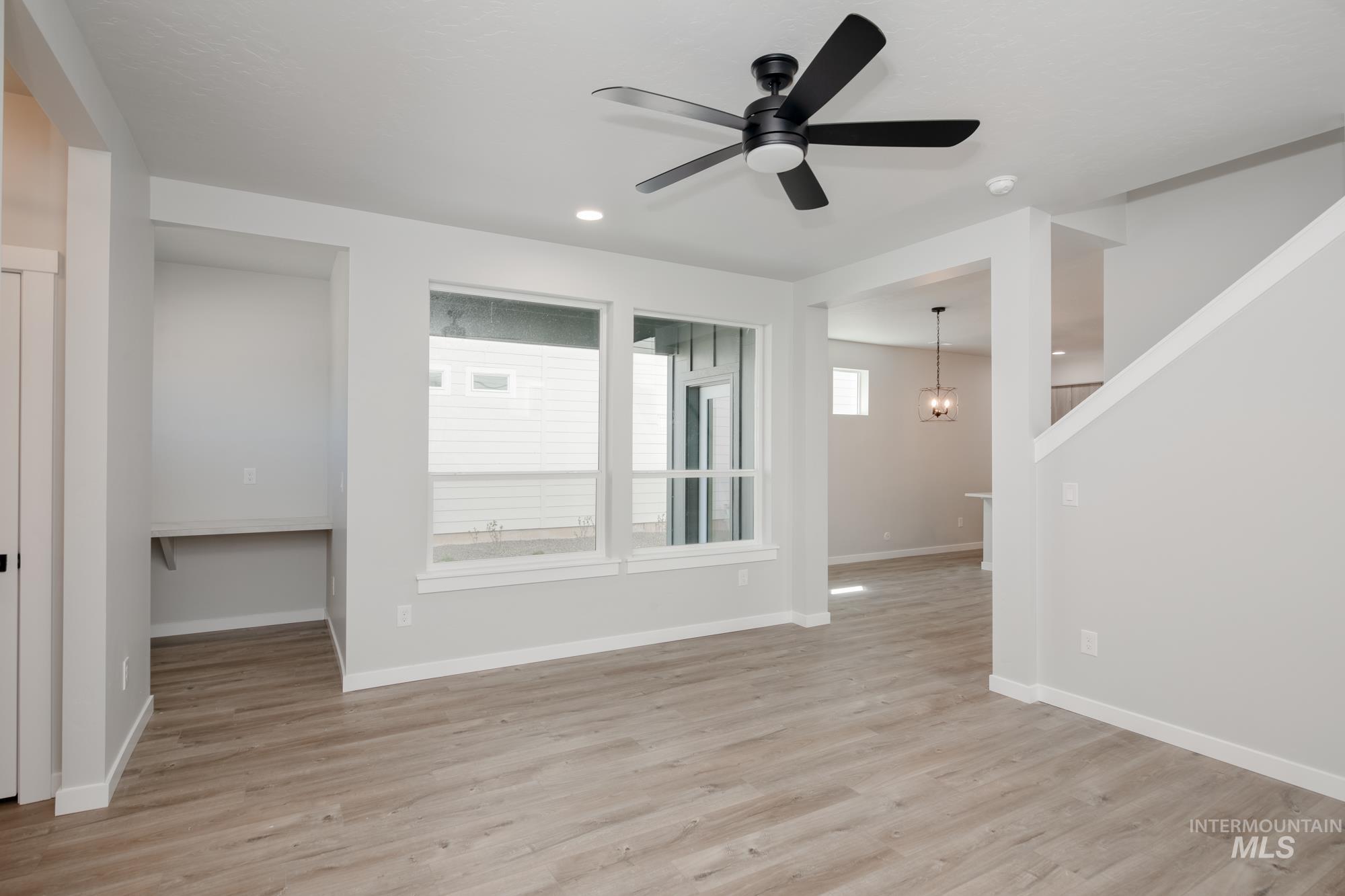 6734 S Cheyenne Ave.