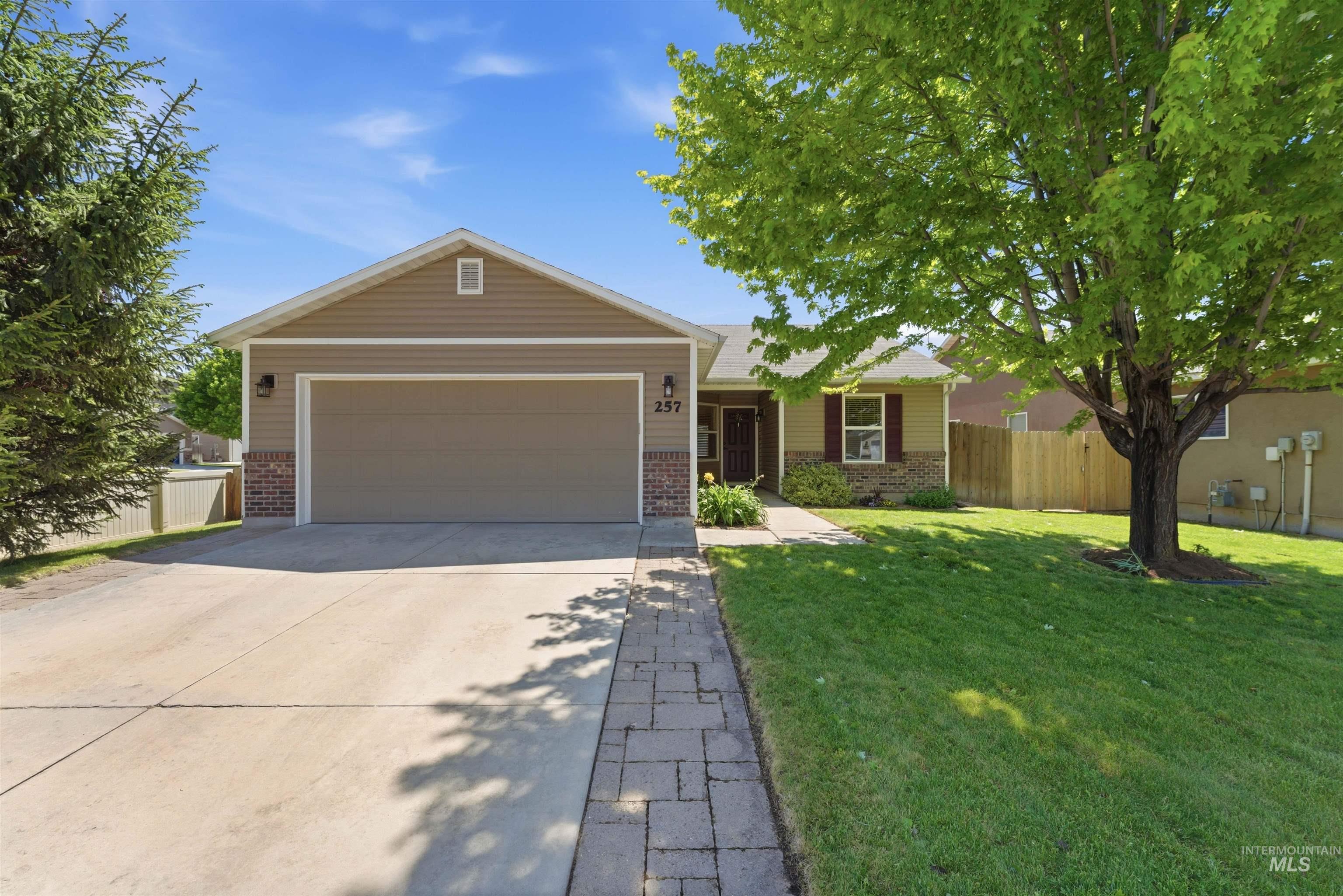 257 E Havasupai St.