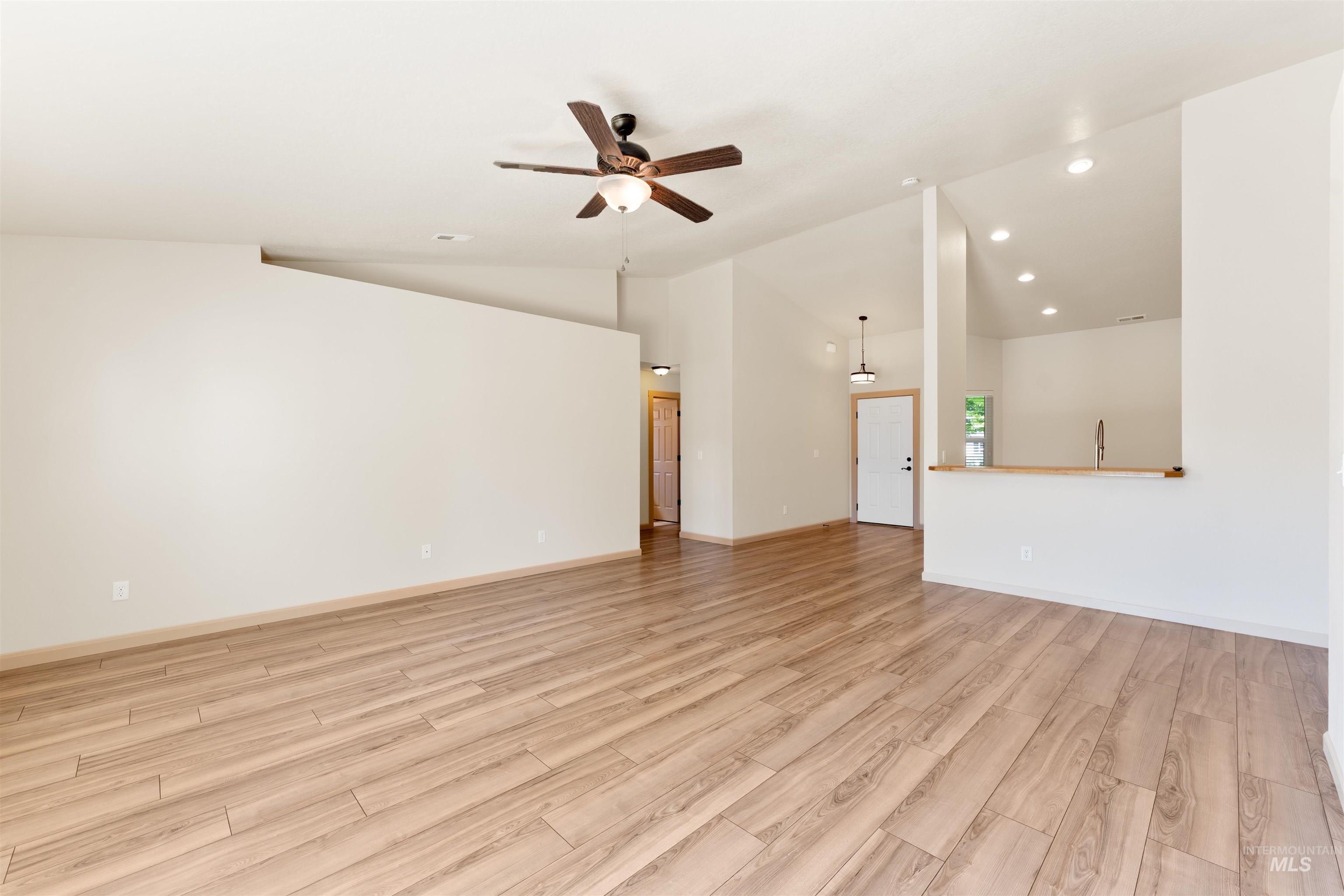 257 E Havasupai St.