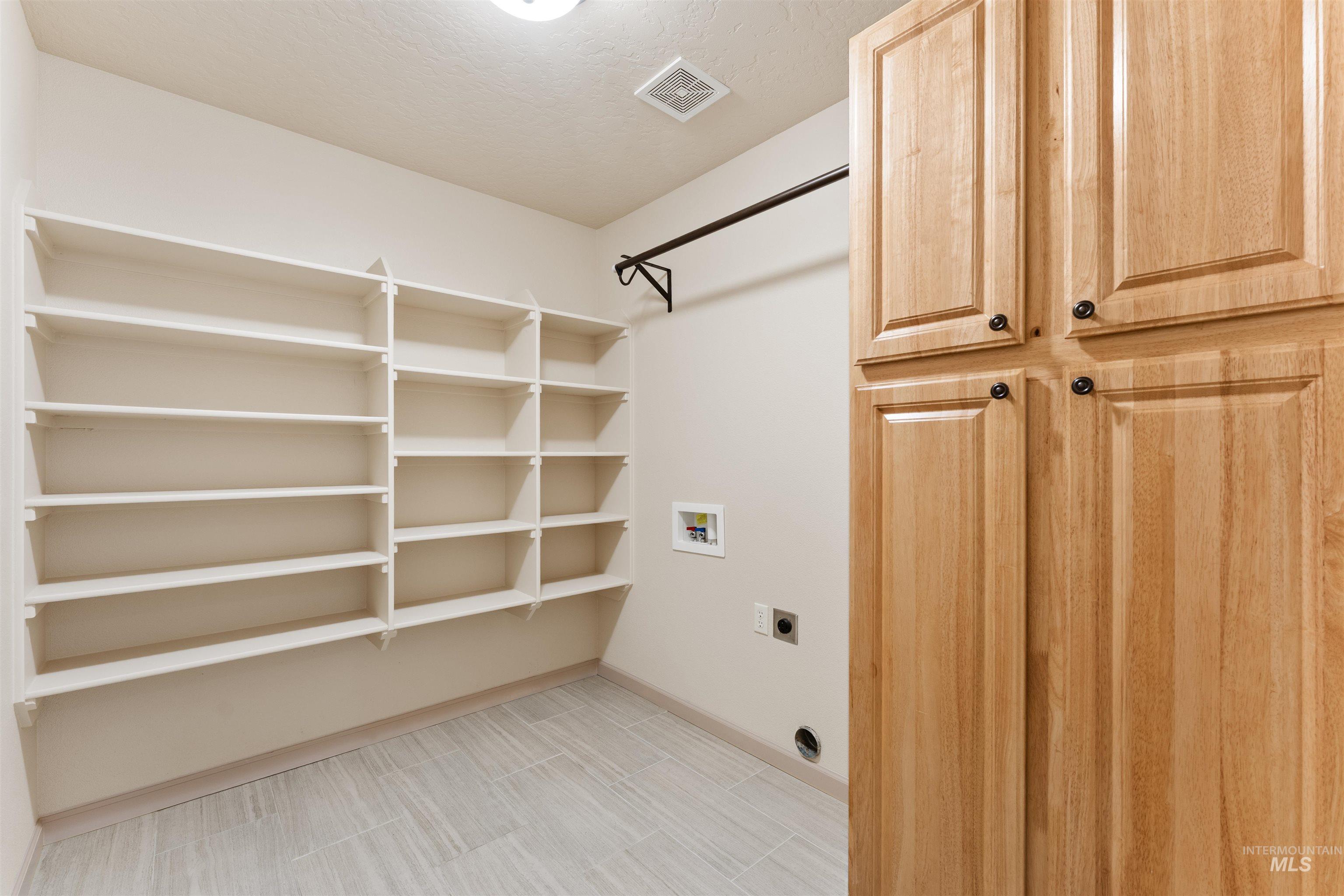 257 E Havasupai St.