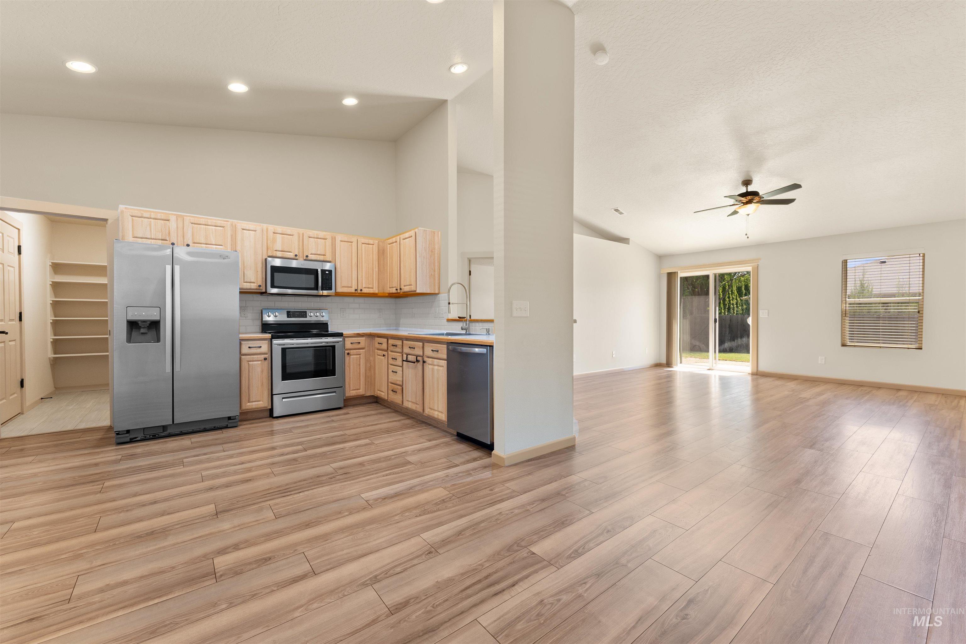 257 E Havasupai St.