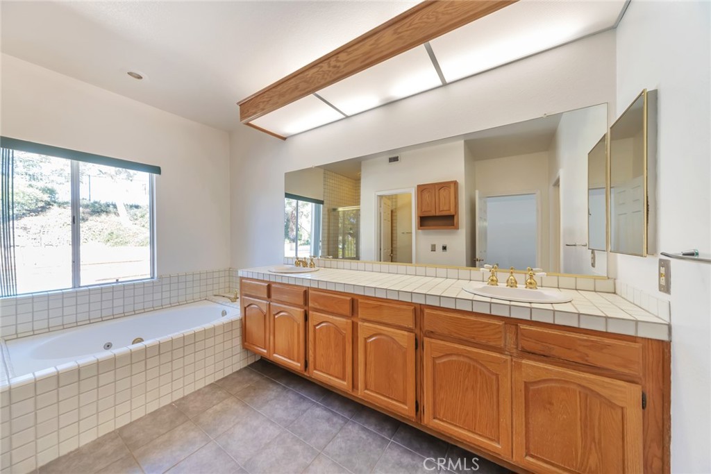 3203 Montagne Way