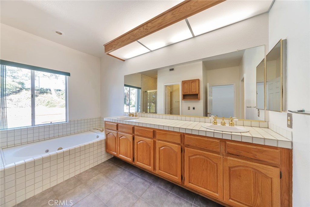 3203 Montagne Way