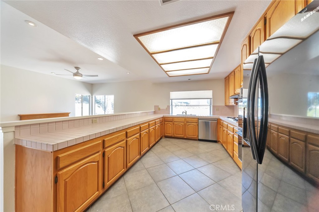 3203 Montagne Way