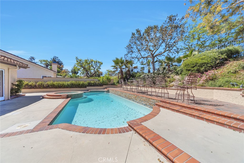3203 Montagne Way