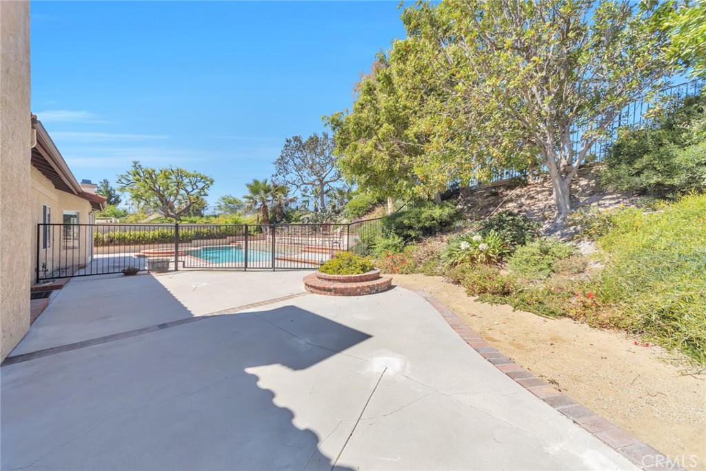 3203 Montagne Way