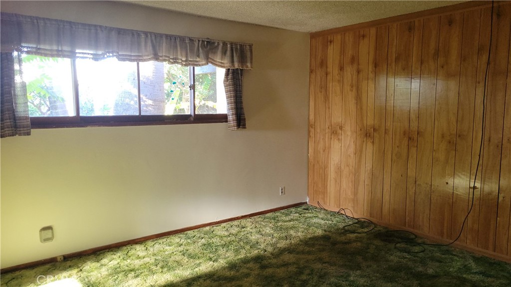 2507 E Banyan Court