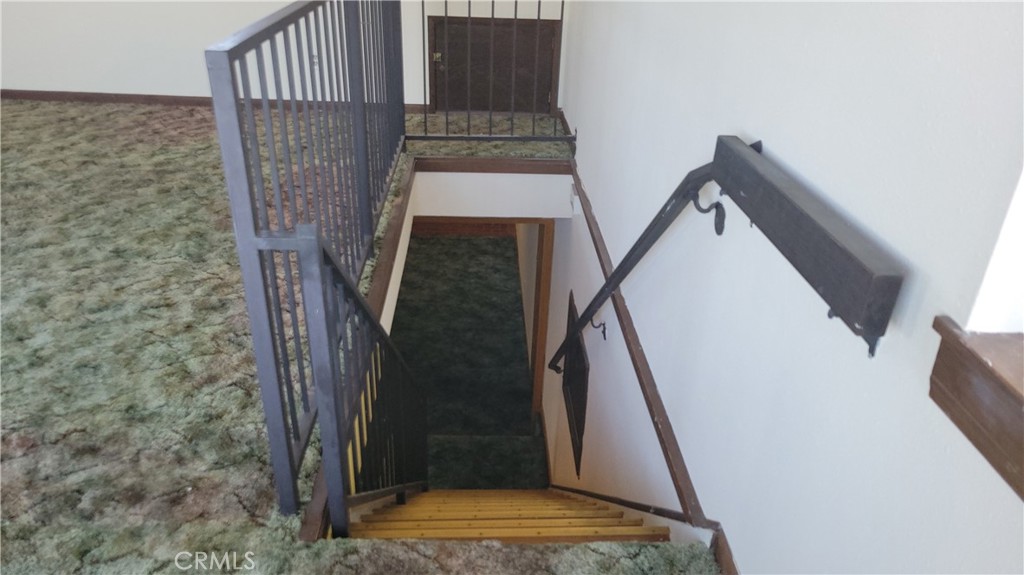 2507 E Banyan Court