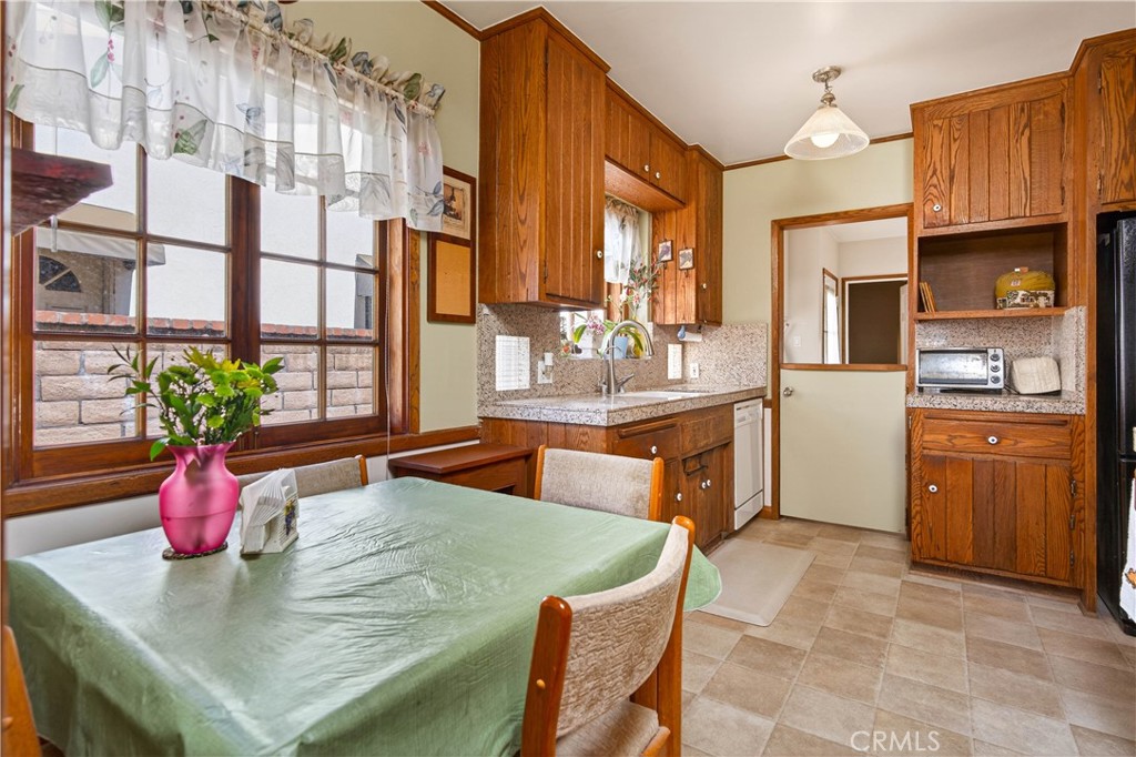 5544 Colbath
