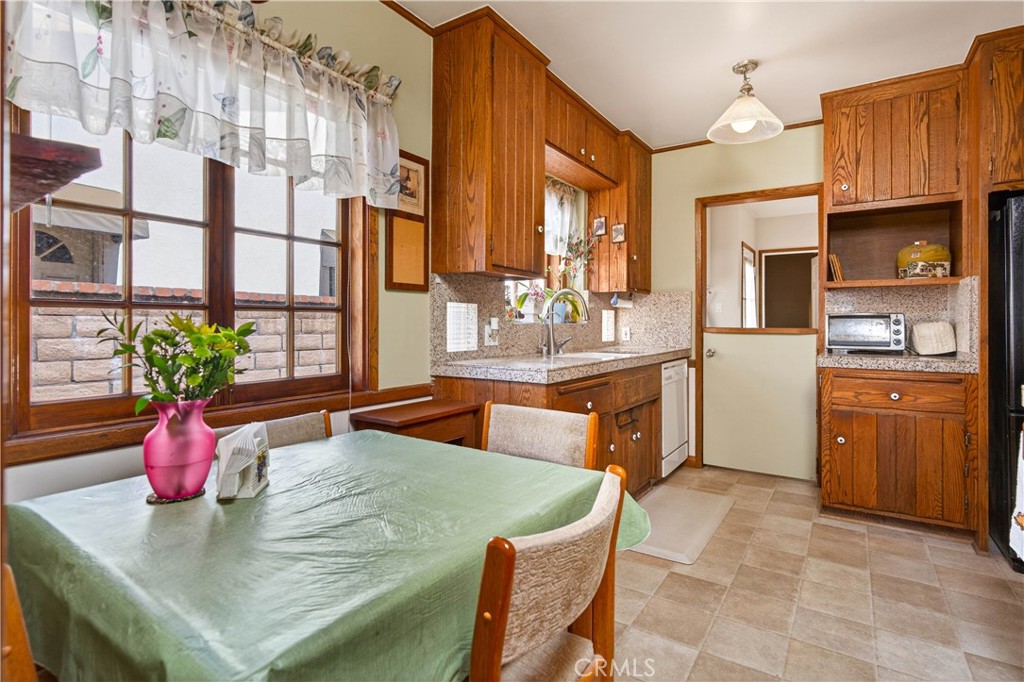 5544 Colbath