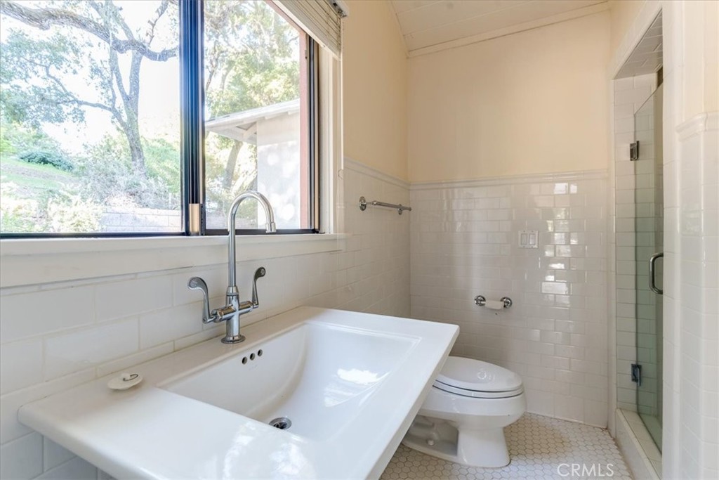 3210 Cloudy Meadow Road