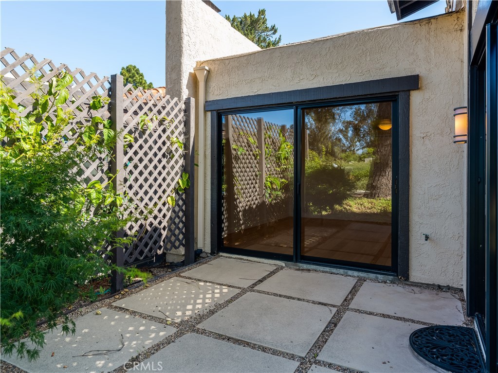 21 Vista Lane